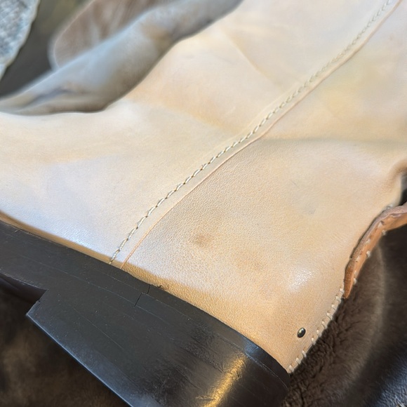 New in box We The Free Bryce Equestrian boot in classic camel - Picture 11 of 11